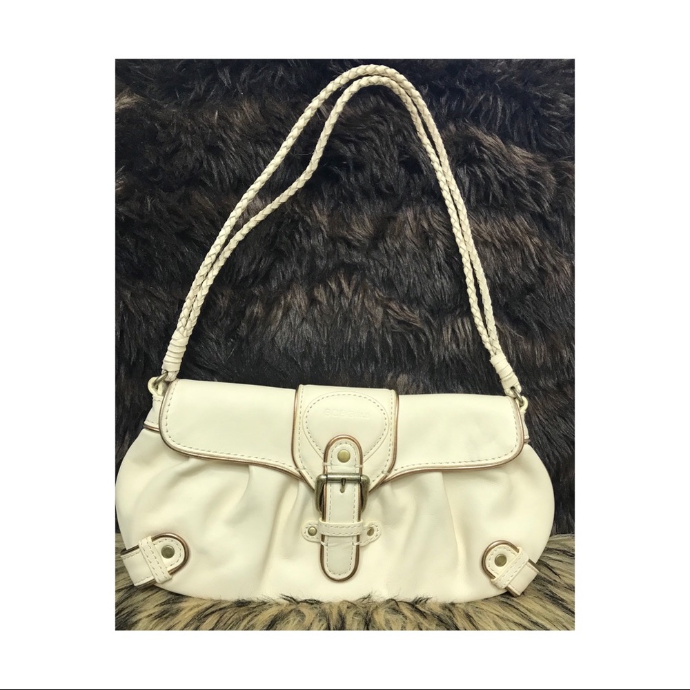 🌟 BCBGirls Clutch ✨